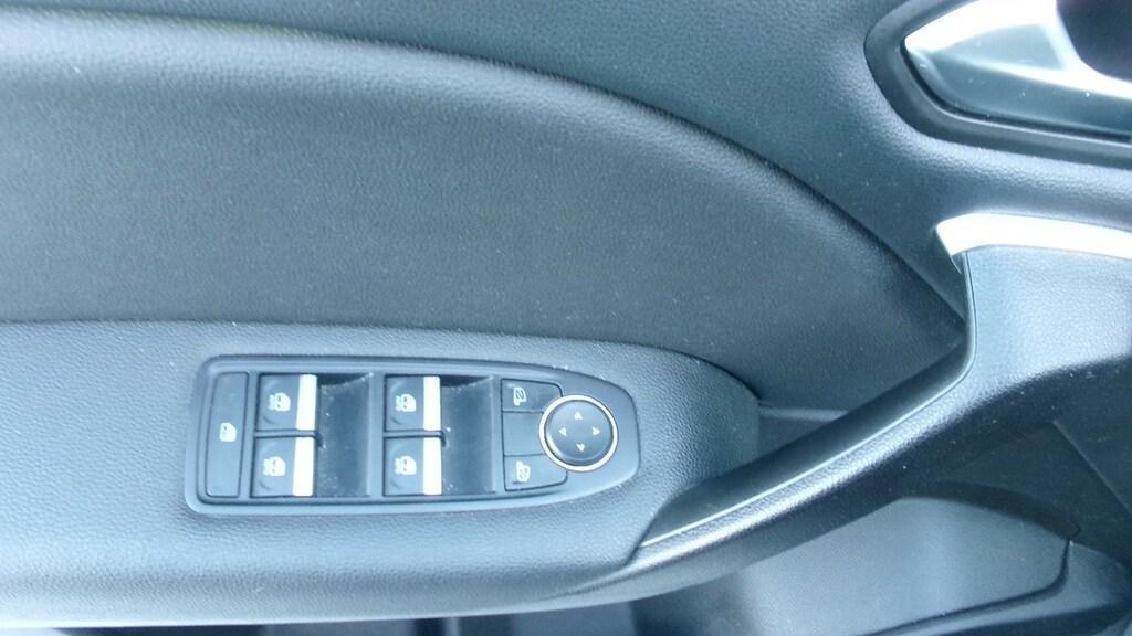 Renault Captur 1.6 Hybrid Intens E-Tech Auto