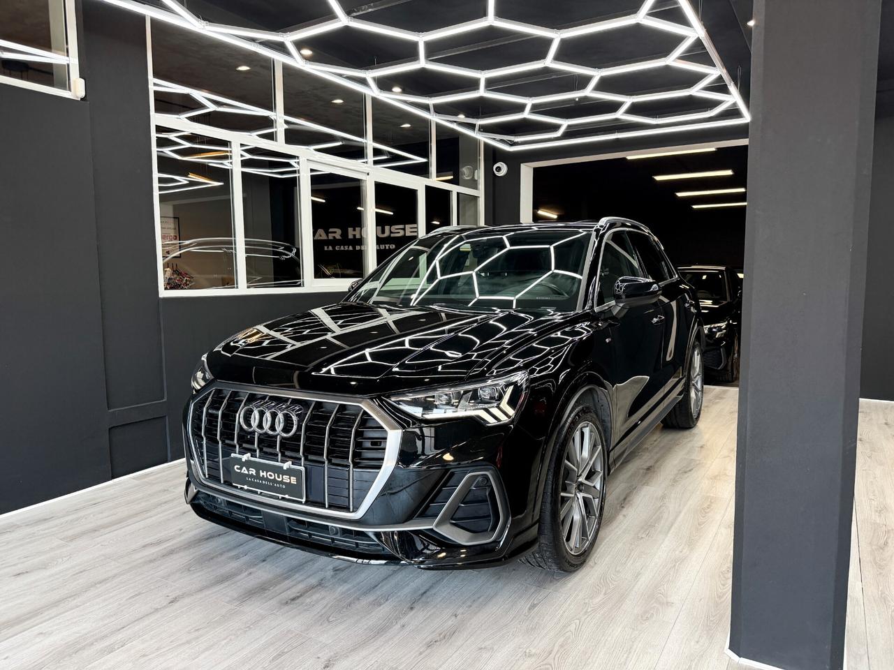 Audi Q3 2.0 40 TDI QUATTRO 190CV S LINE S-Tronic