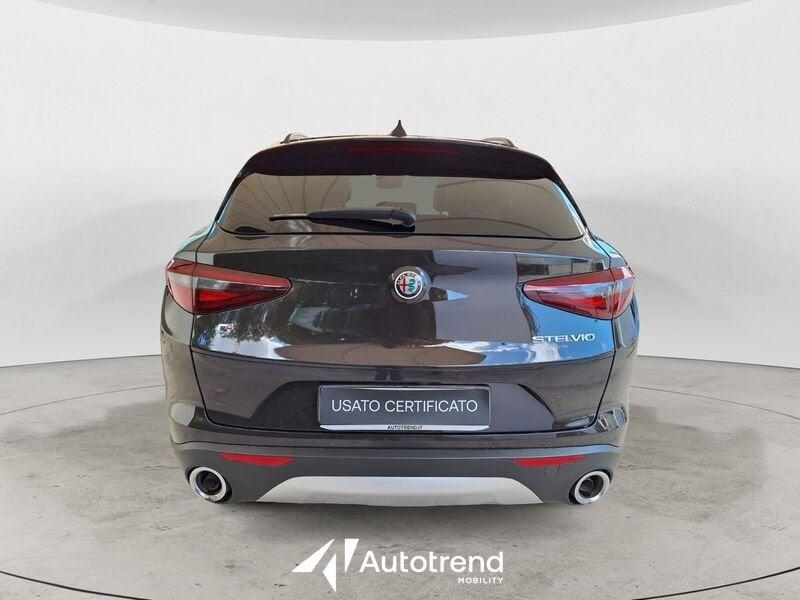 Alfa Romeo Stelvio 2.2 Turbodiesel 210 CV Automatica Q4 NAVI TETTO XENO Executive