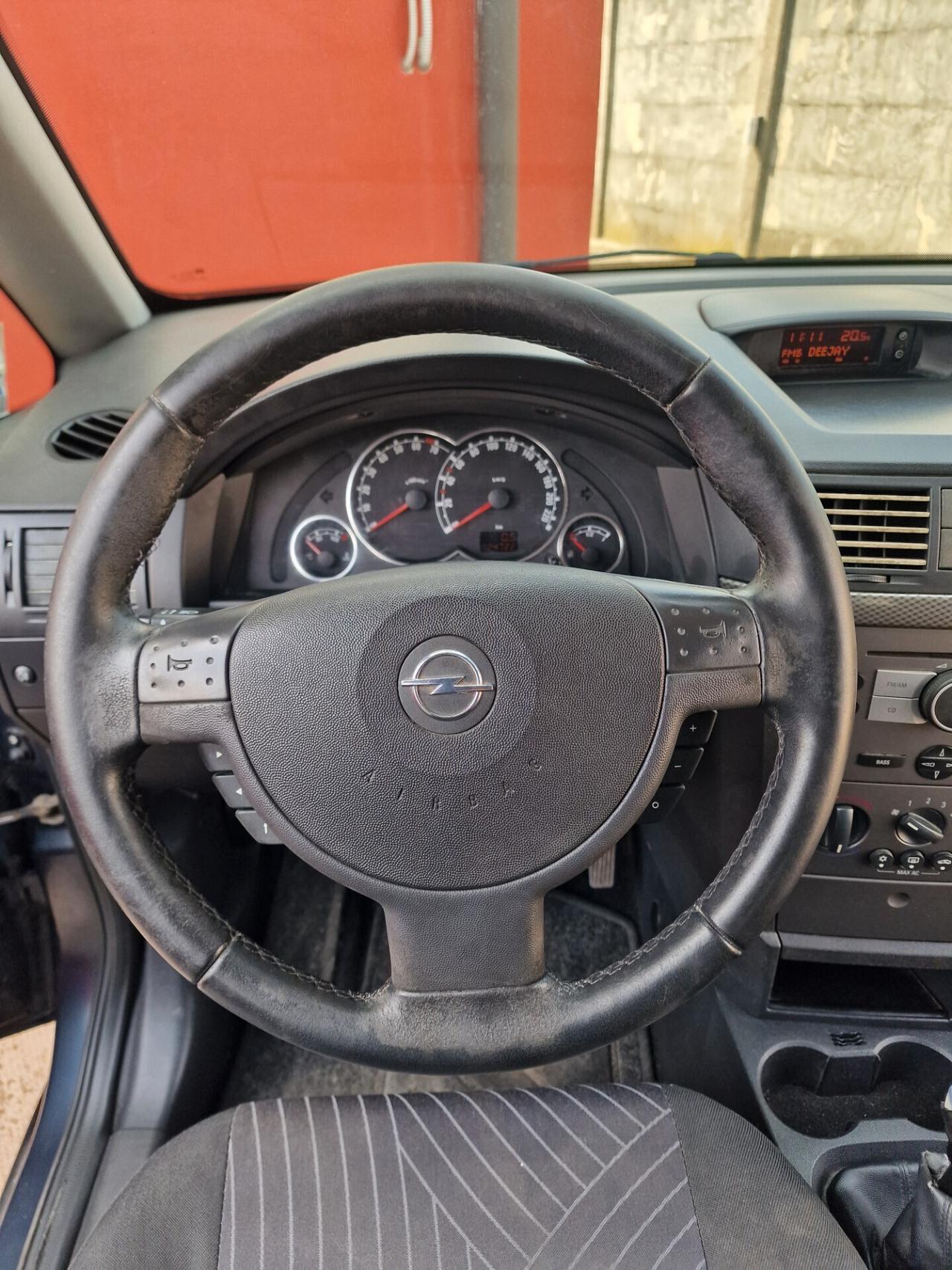 Opel Meriva 1.4 16V Cosmo