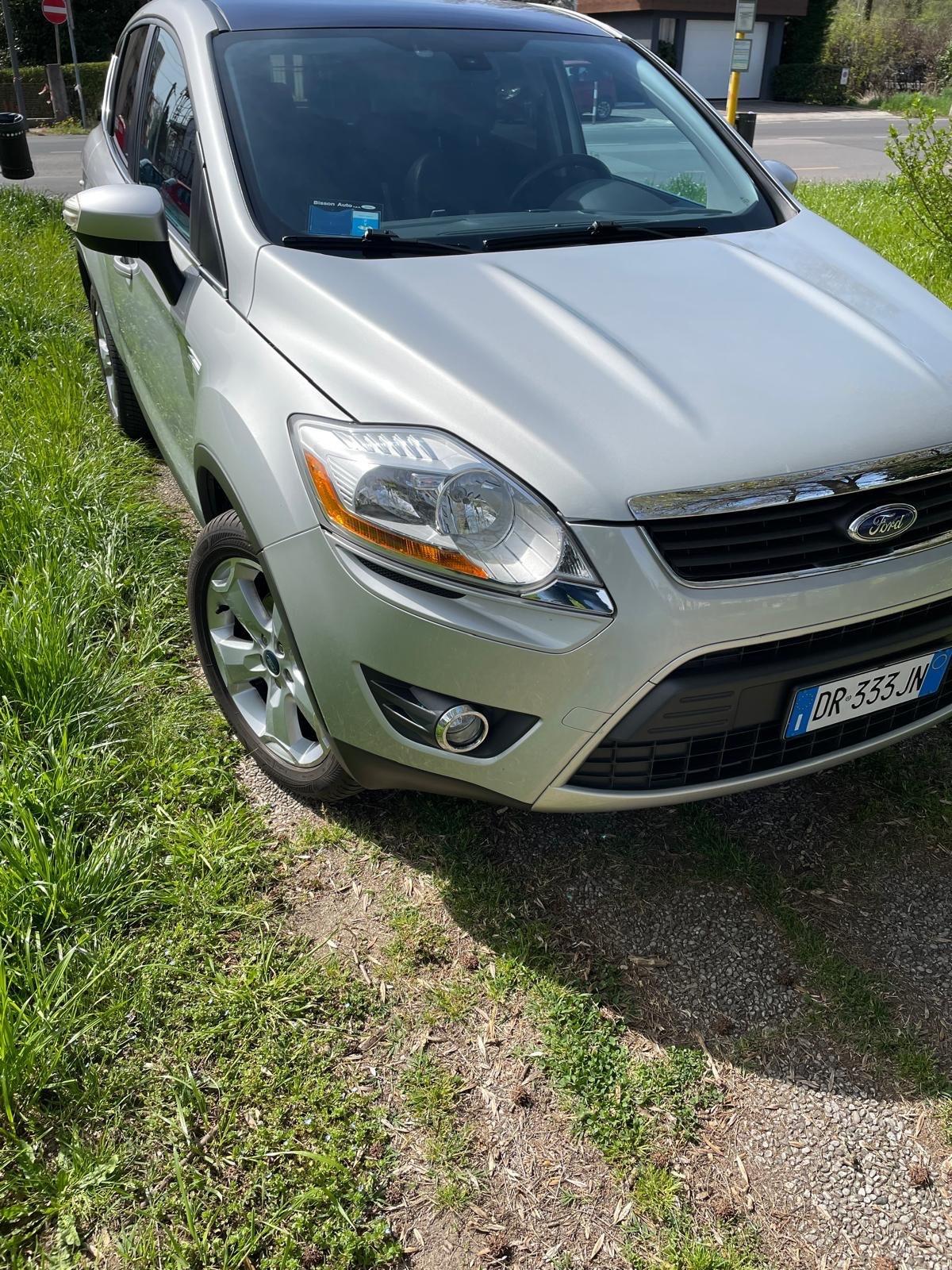 Ford Kuga 2.0 TDCi 136 CV 4WD Titanium DPF