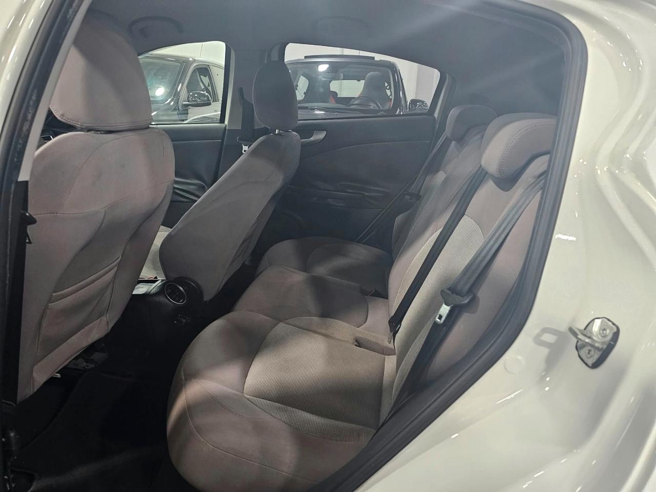 Alfa Romeo Giulietta 1.6 JTDm-2 105 CV Distinctive