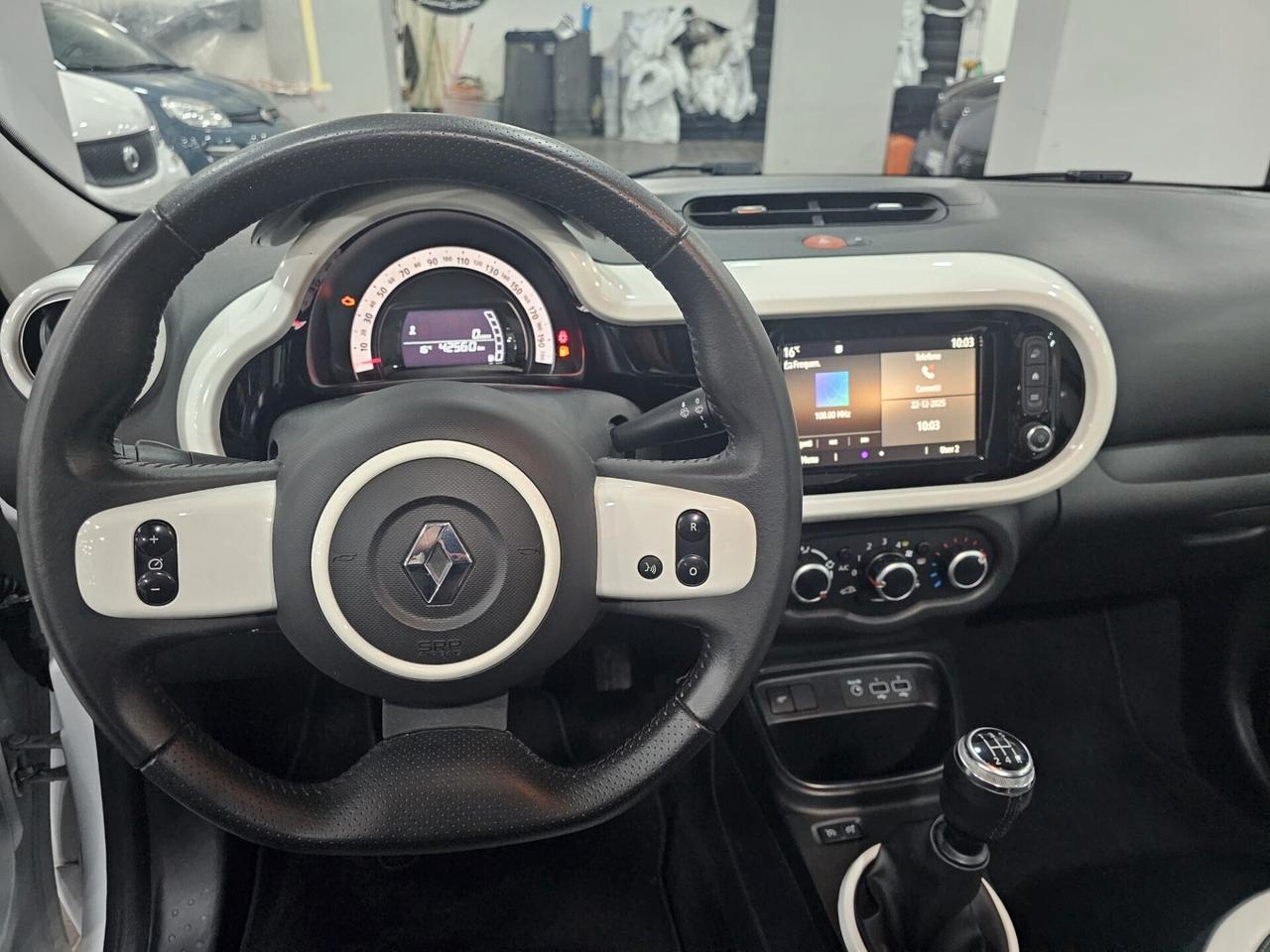 NUOVA RENAULT TWINGO INTENS SCe 1.0 BENZ 73CV