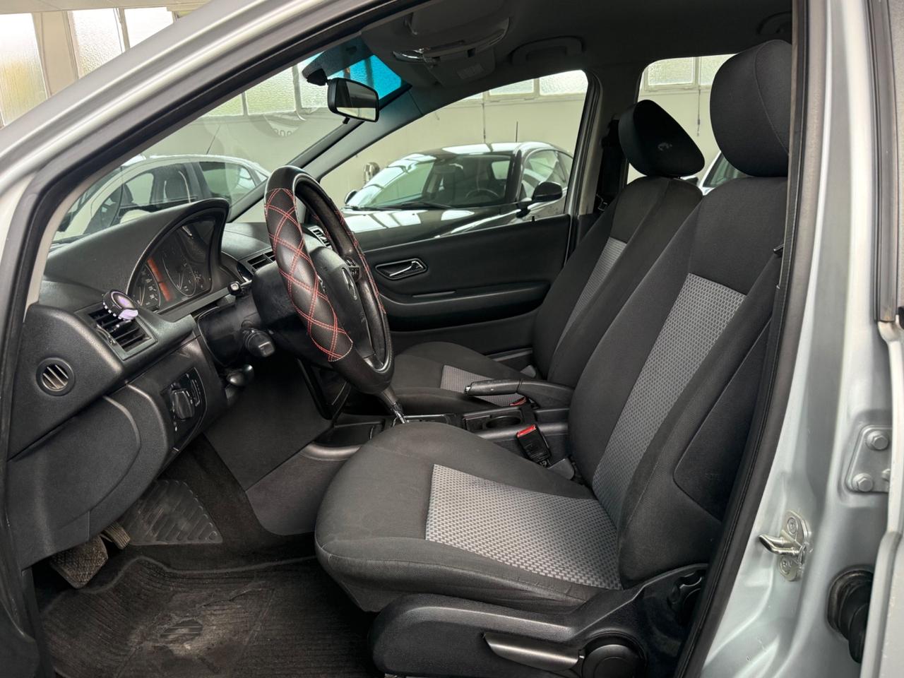 Mercedes-benz A 180 CDI Elegance cambio automatico neopatentati