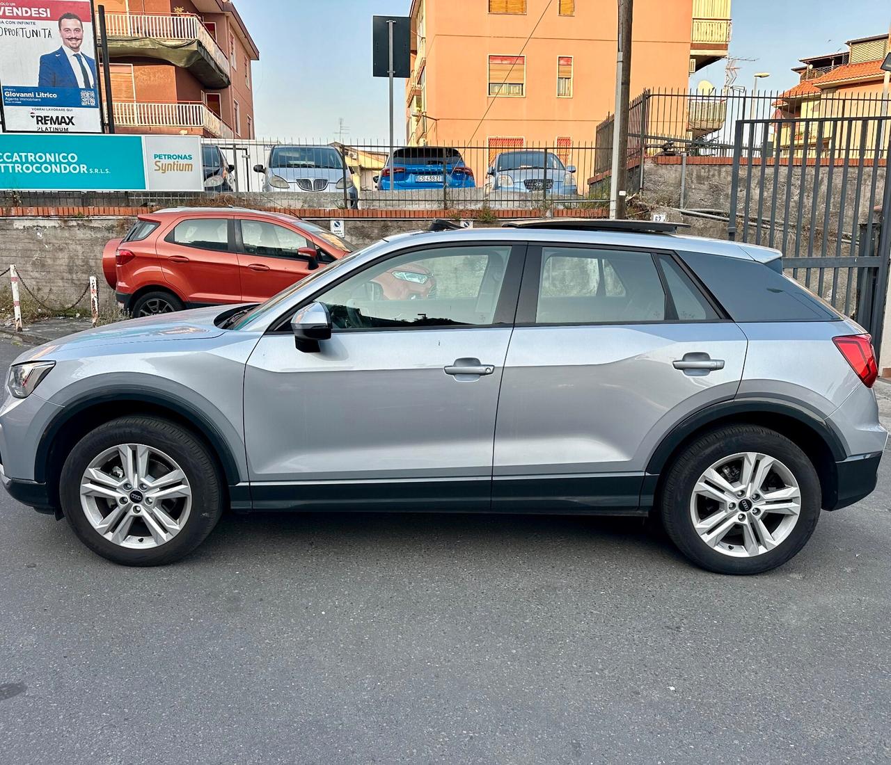 Audi Q2 30 TFSI Business Advanced