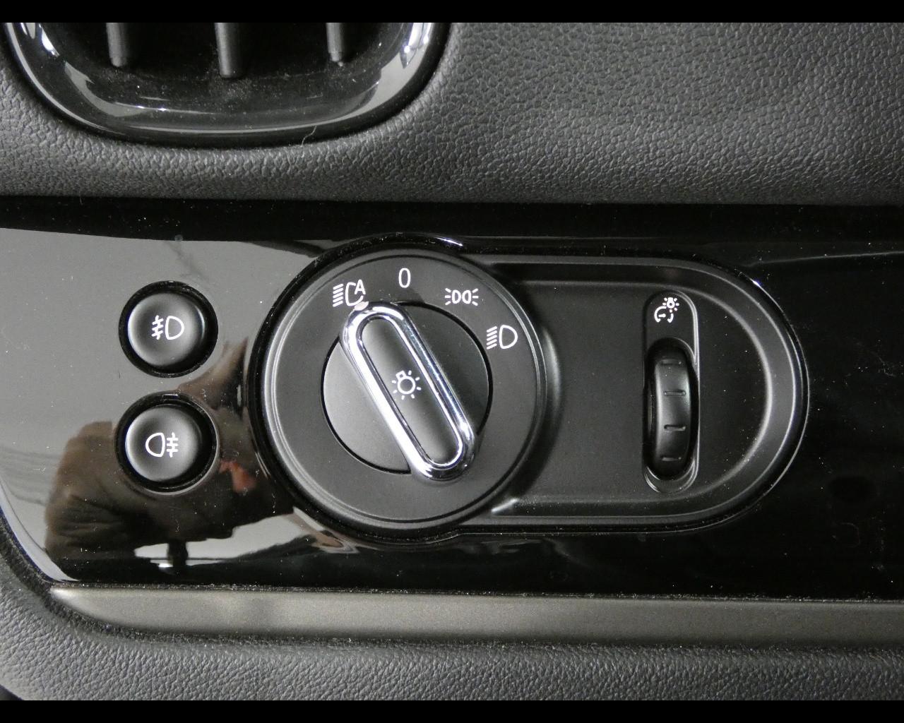 MINI Mini Countrym.(F60) - Mini 1.5 Cooper Business Countryman