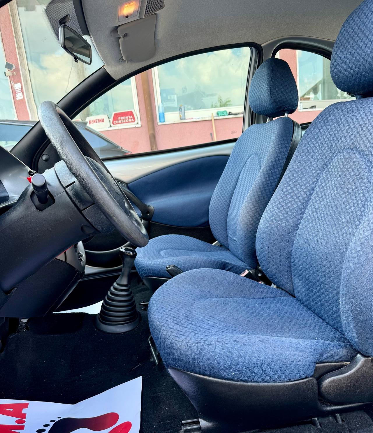 Ford Ka 2004 1.3 benzina km 140,000 ok neopatentati ! ! !
