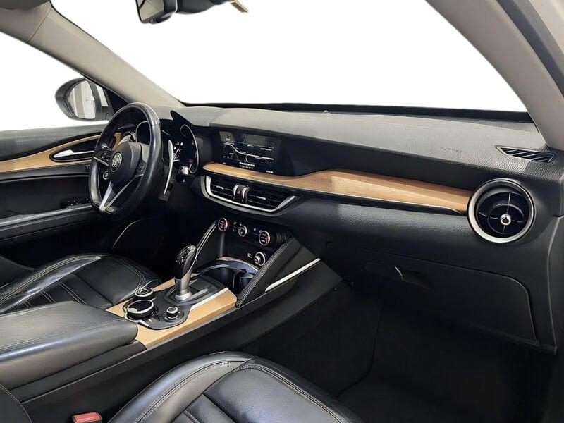Alfa Romeo Stelvio 2.0 Turbo 280 CV AT8 Q4 First Edition