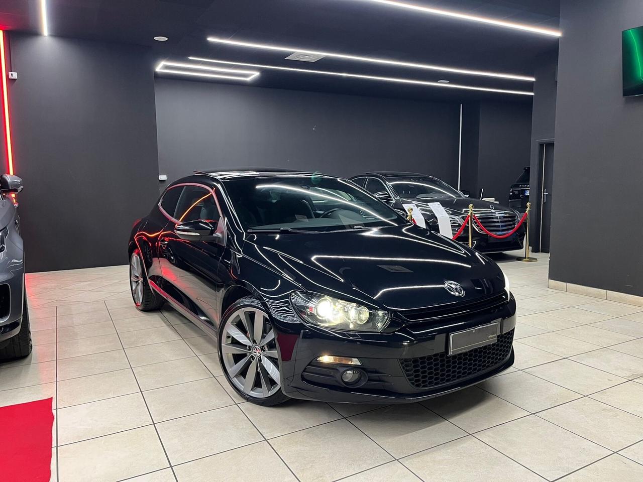 Volkswagen Scirocco 2.0 TSI DSG TETTO