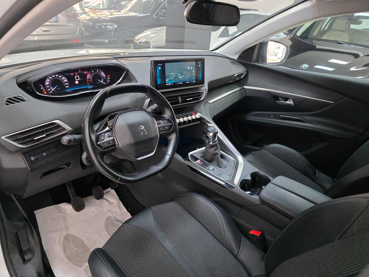 Peugeot 3008 BlueHDi 130 S&S Allure