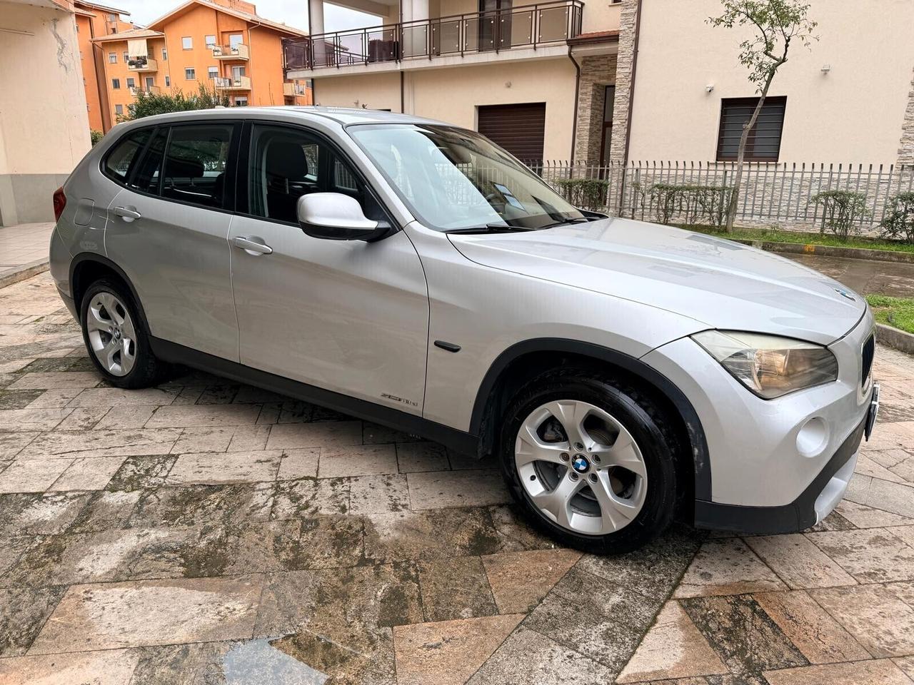 Bmw X1 sDrive18d Steptronic 07/2011