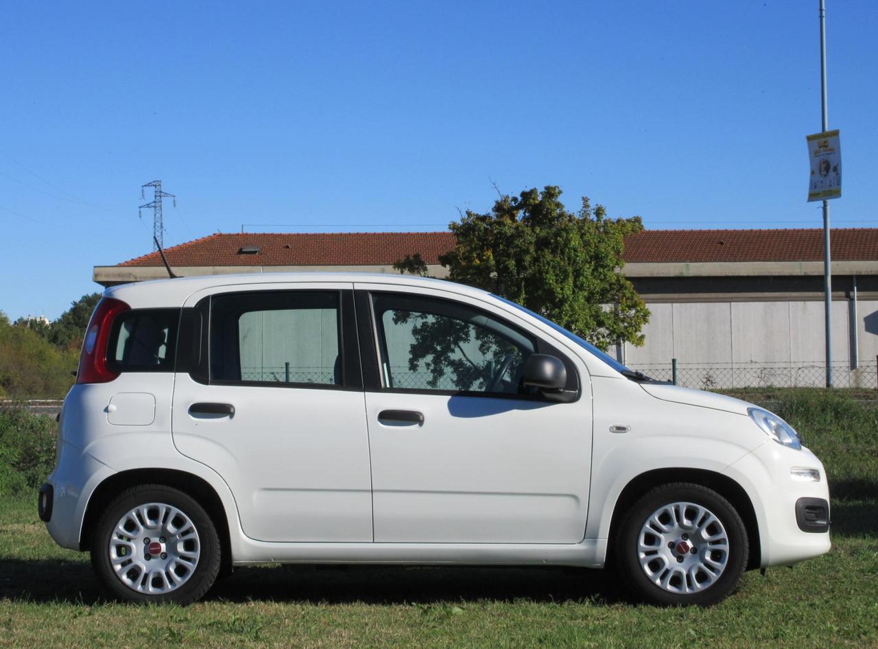 Fiat Panda 1.0 firefly hybrid s&s 70cv 5p.ti