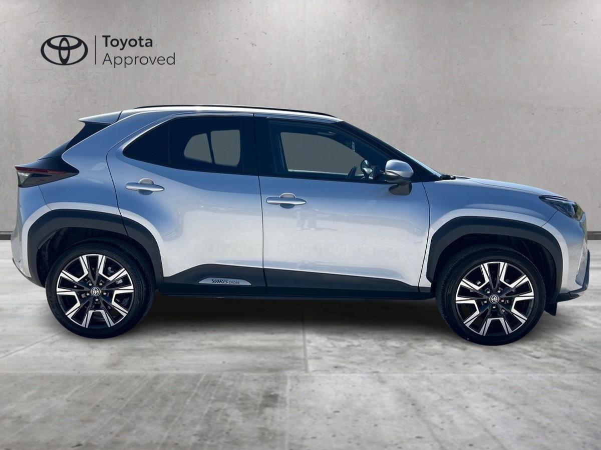 TOYOTA Yaris Cross 2021 - Yaris Cross 1.5h Lounge fwd 130cv e-cvt