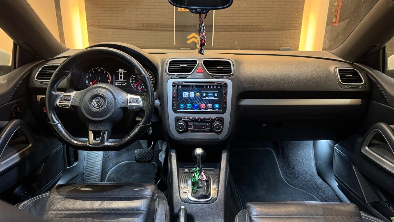 Volkswagen Scirocco 2.0 TSI DSG 211CV - 2010