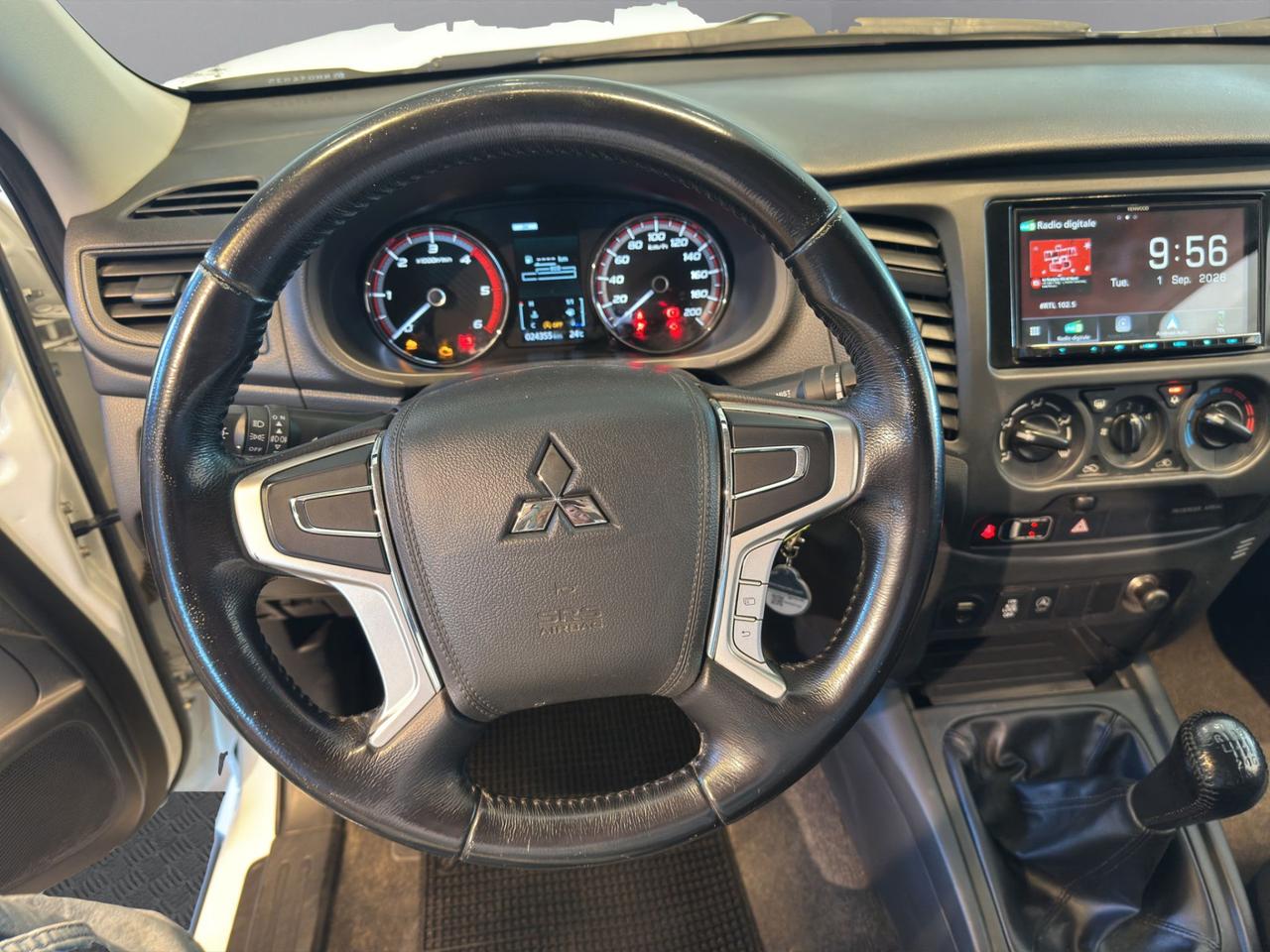 Mitsubishi L200 cl.cab 2.3d Invite Connect 4wd