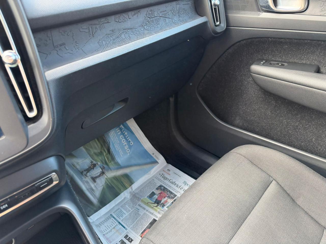 Volvo XC40 D3 R-design