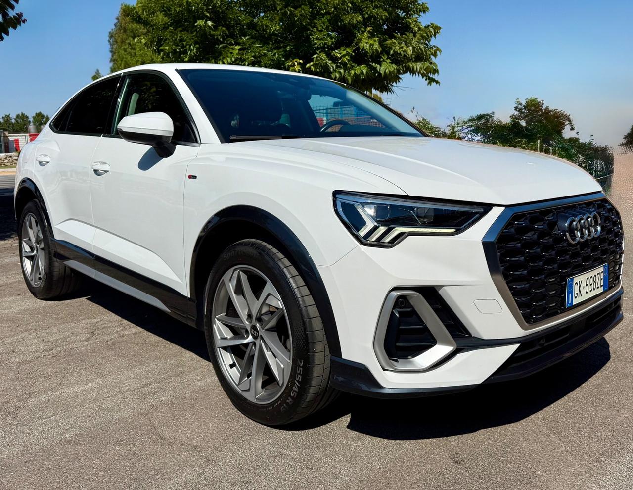 Audi Q3 Sportback 35 2.0 Tdi 150CV Stron S LINE
