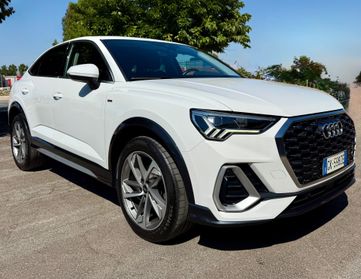 Audi Q3 Sportback 35 2.0 Tdi 150CV Stron S LINE