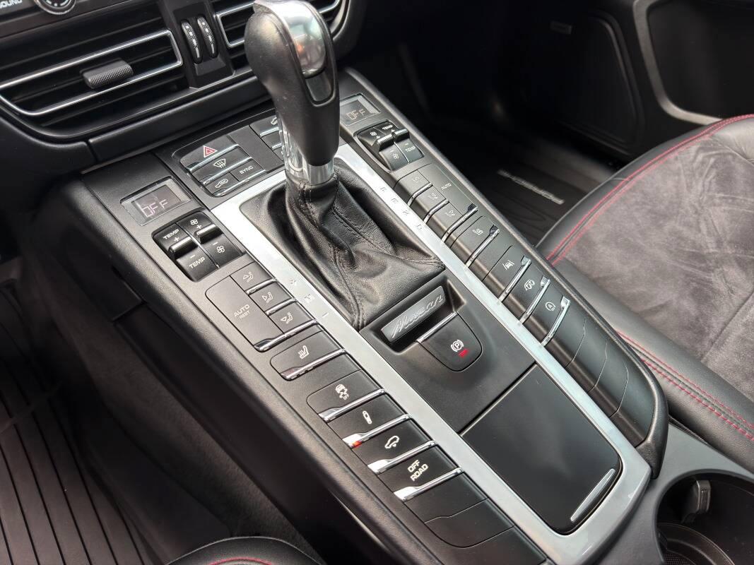 Porsche Macan 2.9 GTS 380CV