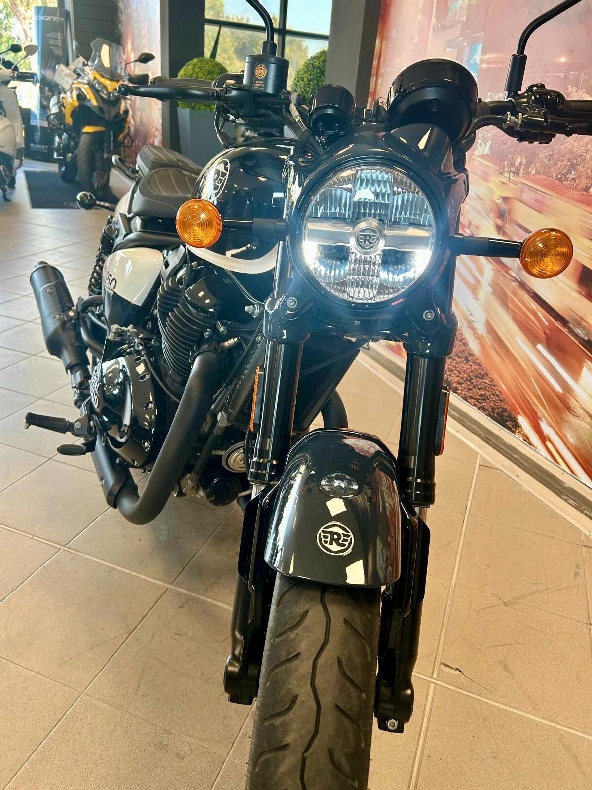 Royal Enfield Shotgun 650