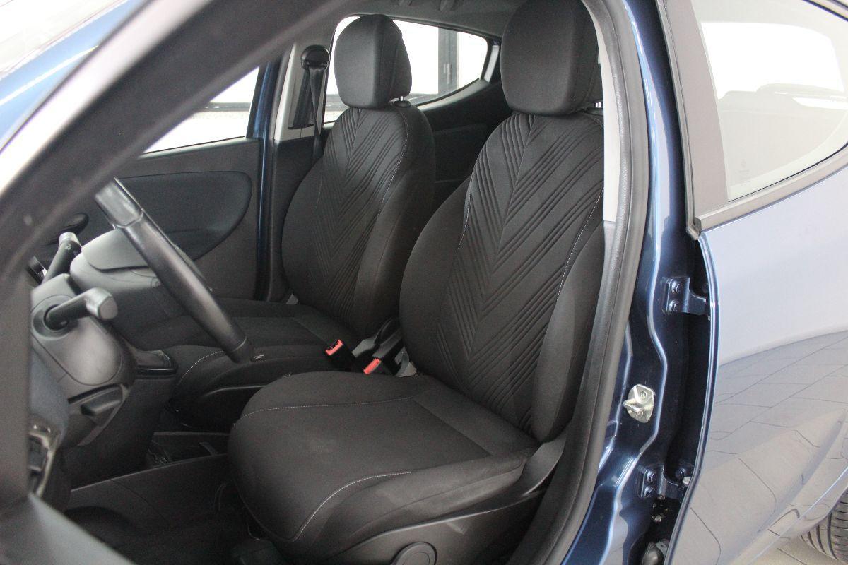 LANCIA - Ypsilon - 1.0 FireFly 5p.S&S Hybryd Gold