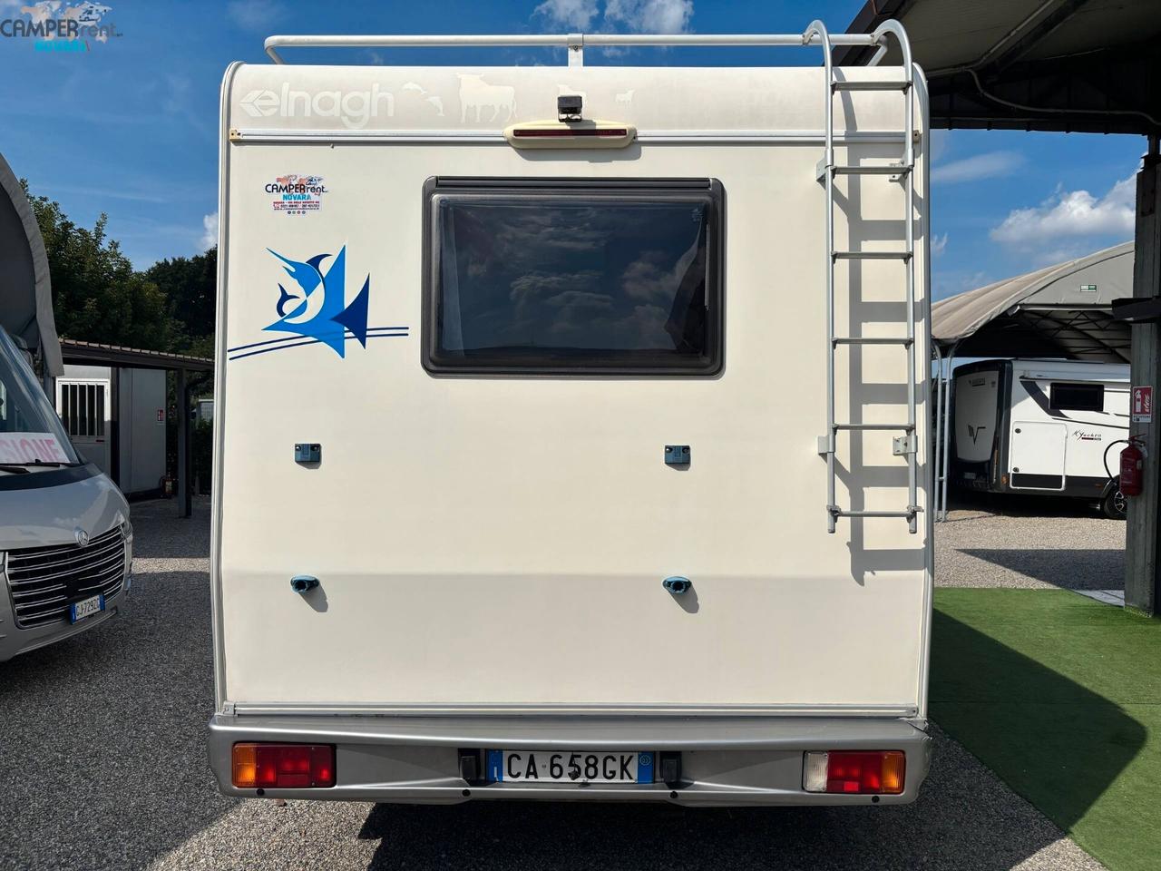 ELNAGH MARLIN 66 G- Mansardato con letto matrimoniale in coda ed ampio garage