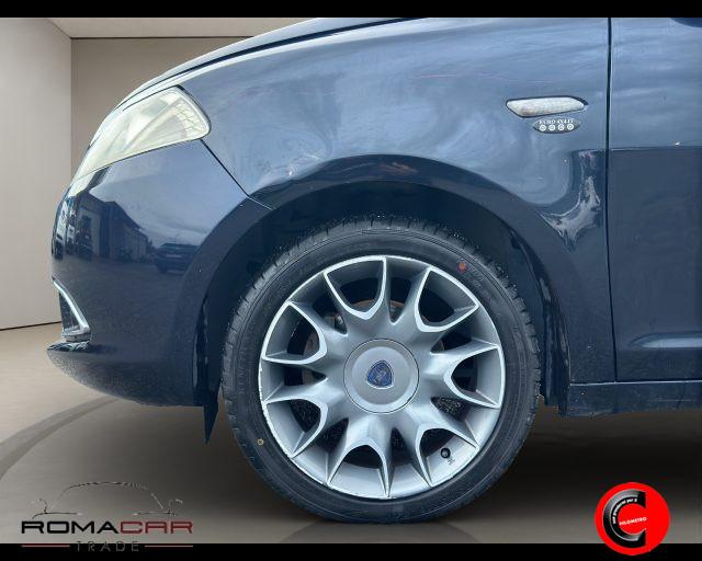 LANCIA Ypsilon 0.9 TwinAir 85 CV 5 porte S&S DFN Platinum