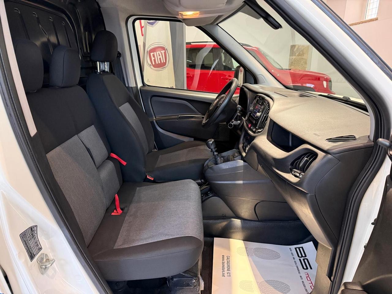 Fiat Doblò 1.6 MJT 105CV S&S PC-TN Cargo Lounge 3 posti + tetto apribile