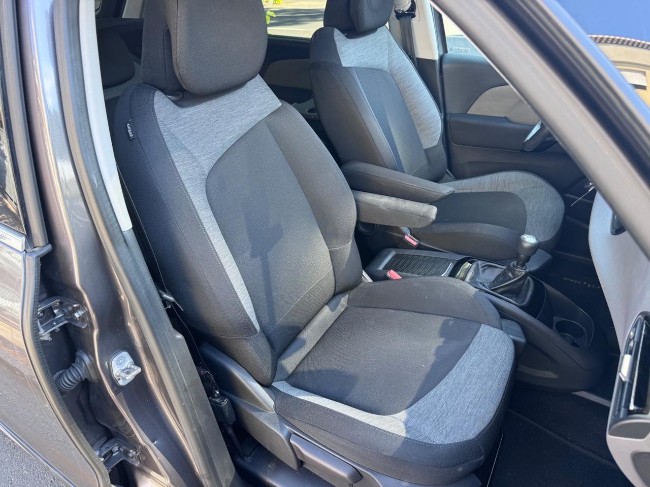 Citroen C4 Picasso 1.6 HDI neopaten garanzia 12 mesi
