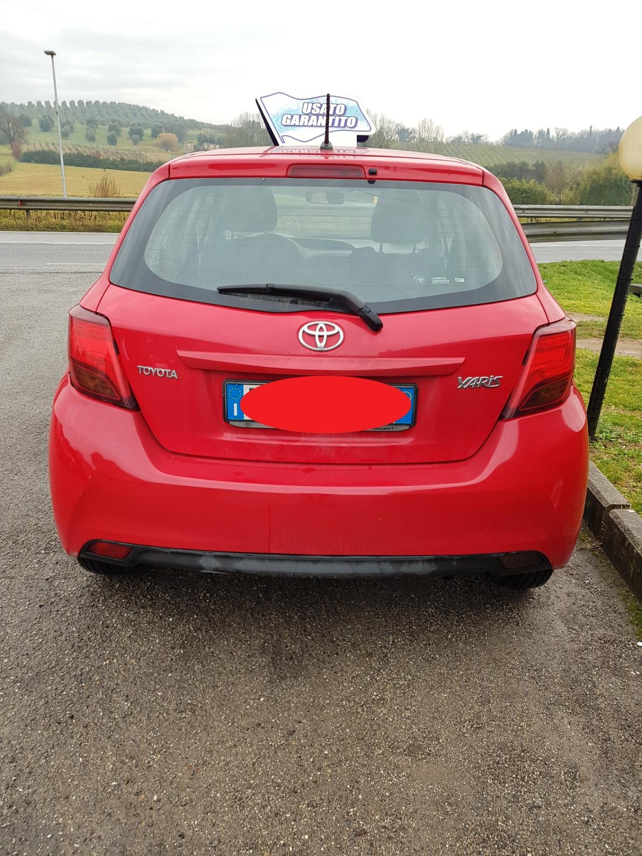 Toyota Yaris 1.0 5 porte Active