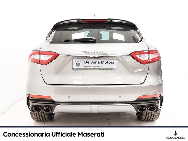 Maserati Levante 3.8 v8 trofeo 580cv auto Carbonio / Bowers&Wilkins