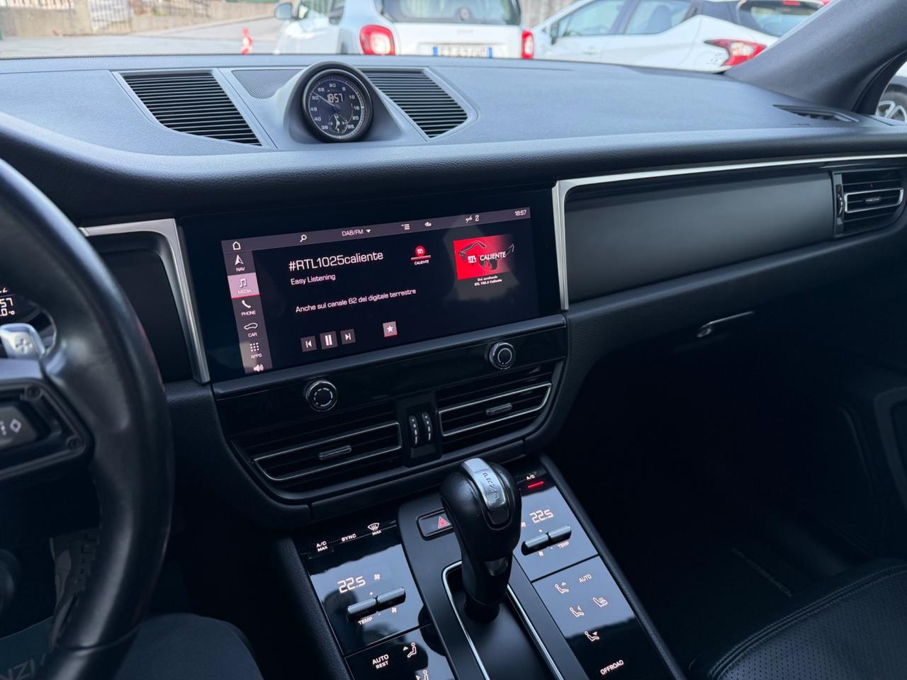 PORSCHE MACAN 265CV/TETTO/PASM/PDLS/SCARICO