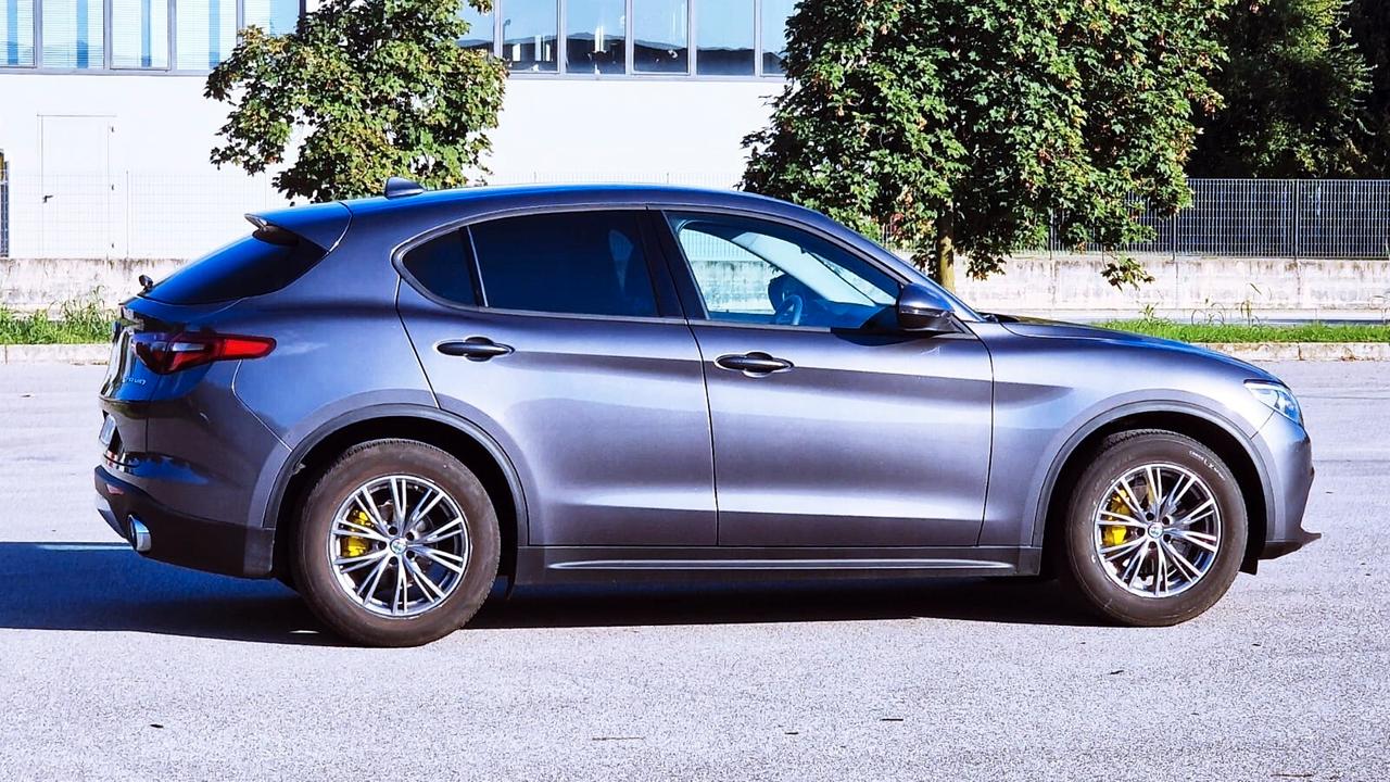 Alfa Romeo Stelvio 2.2 Turbodiesel 190 CV AT8 Q4