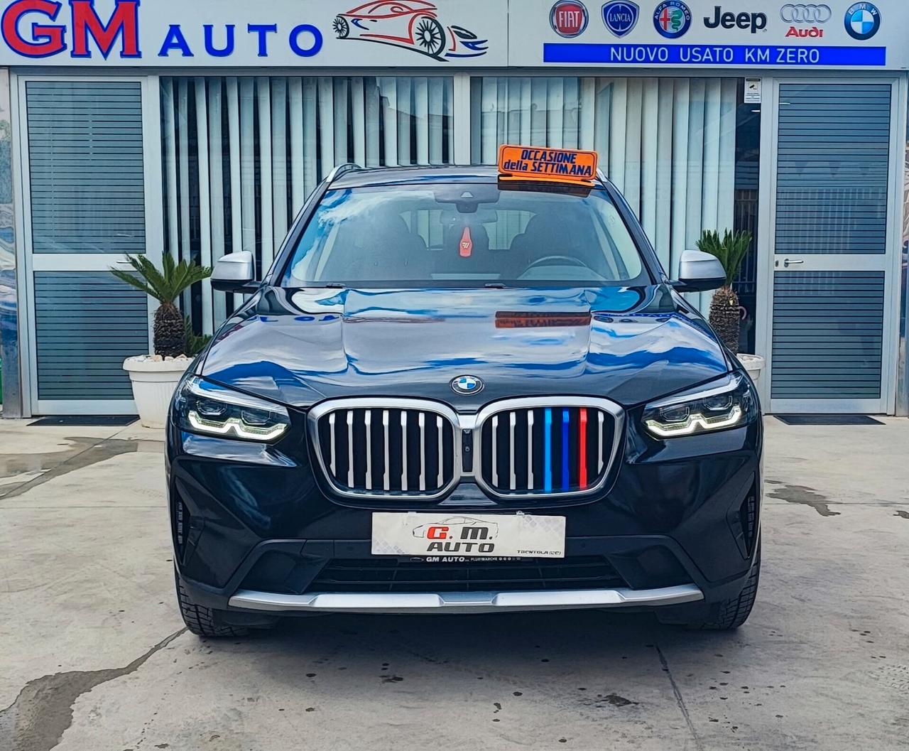 BMW X3 con telecamere perimetrali 2022