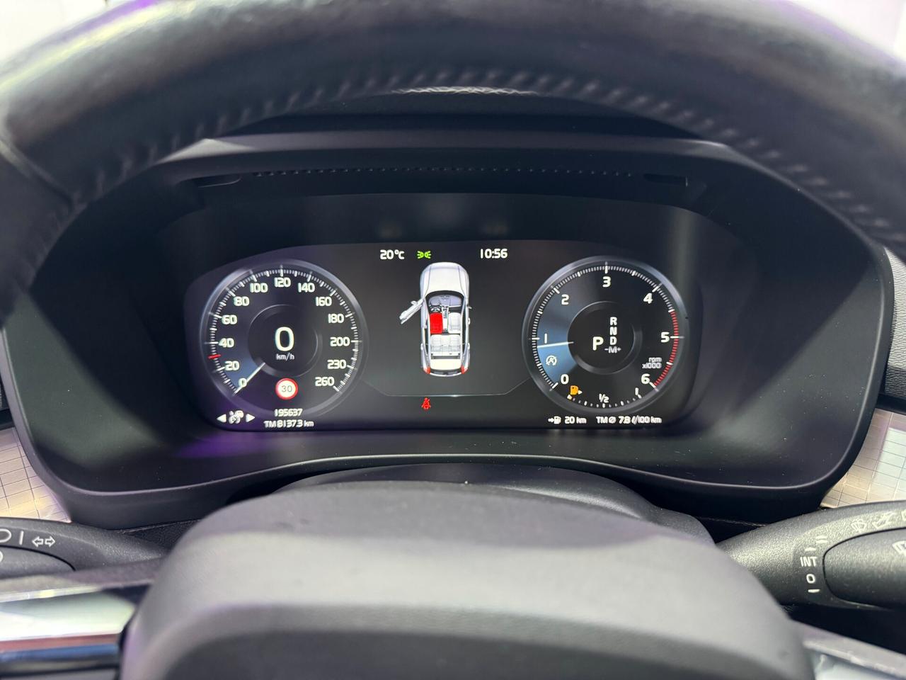 Volvo XC40 D4 AWD Geartronic Momentum