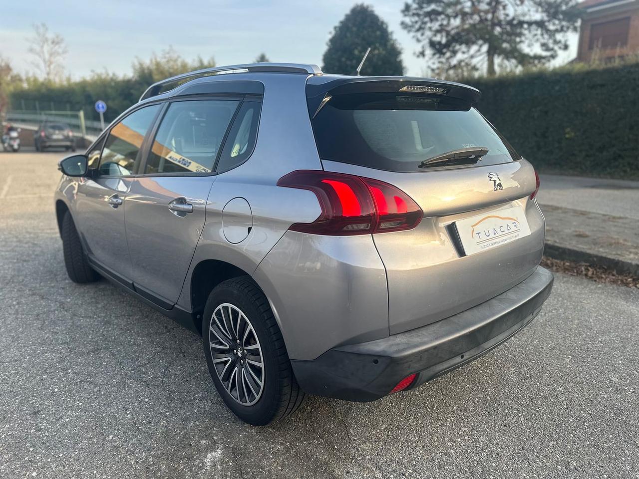 Peugeot 2008 Allure 1.2 PureTech 82 #7847