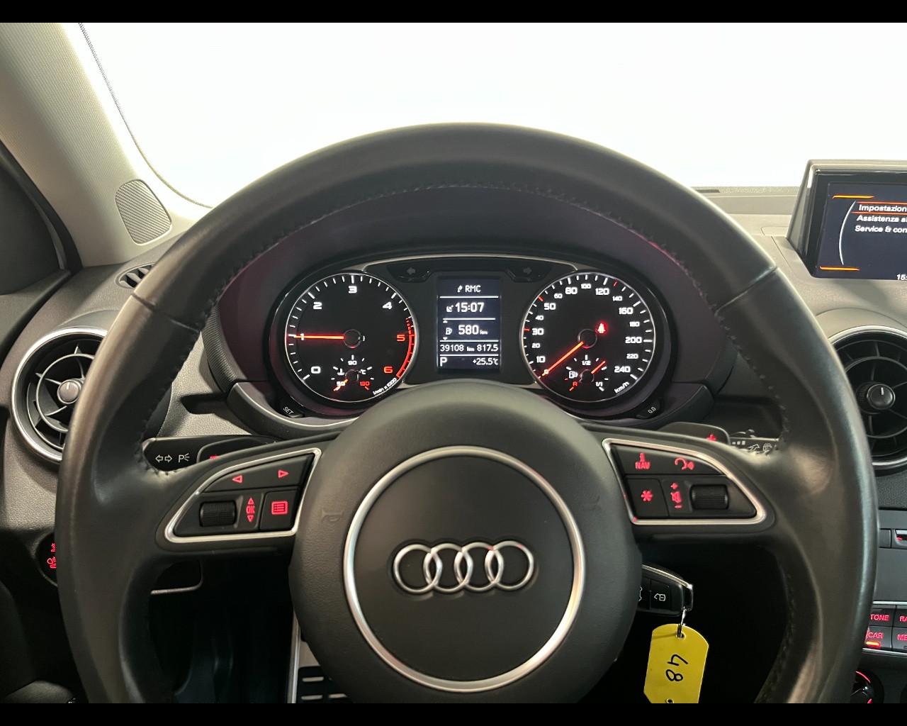 AUDI A1 SPORTBACK 1.4 TDI S-TRONIC METAL PLUS