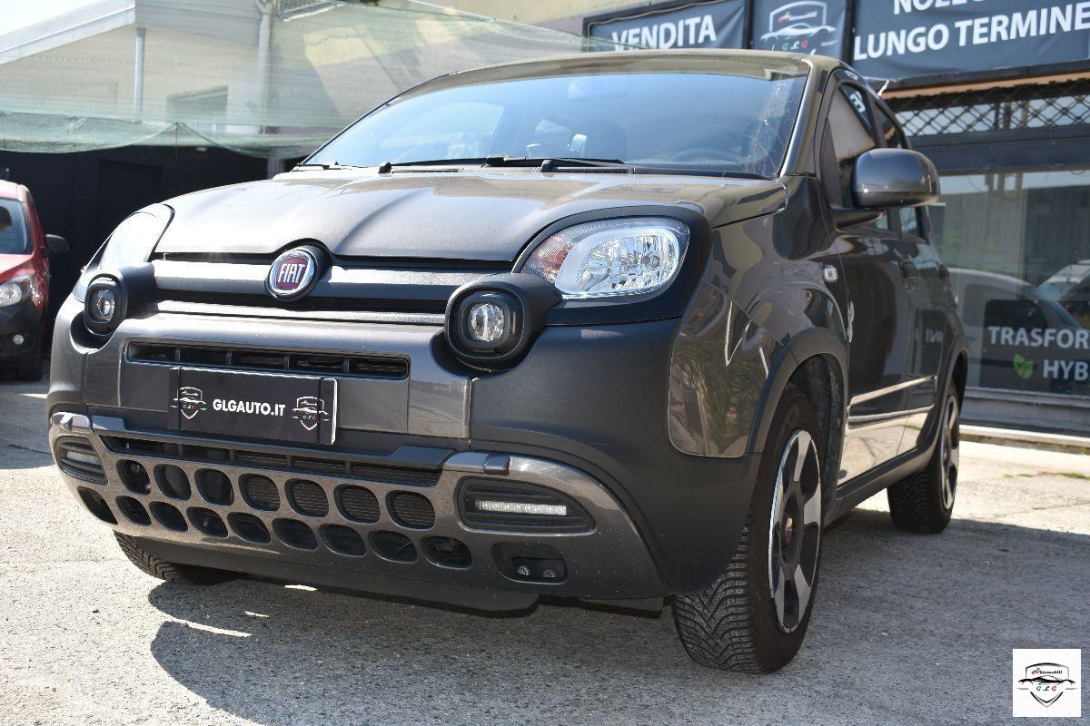 FIAT - Panda - 1.0 FireFly S&S Hybrid City Cross
