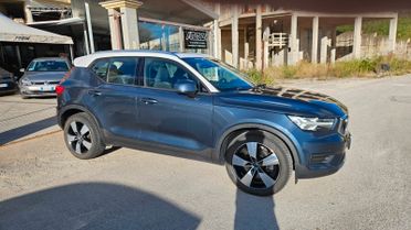 Volvo XC40 D3 AWD Geartronic Momentum