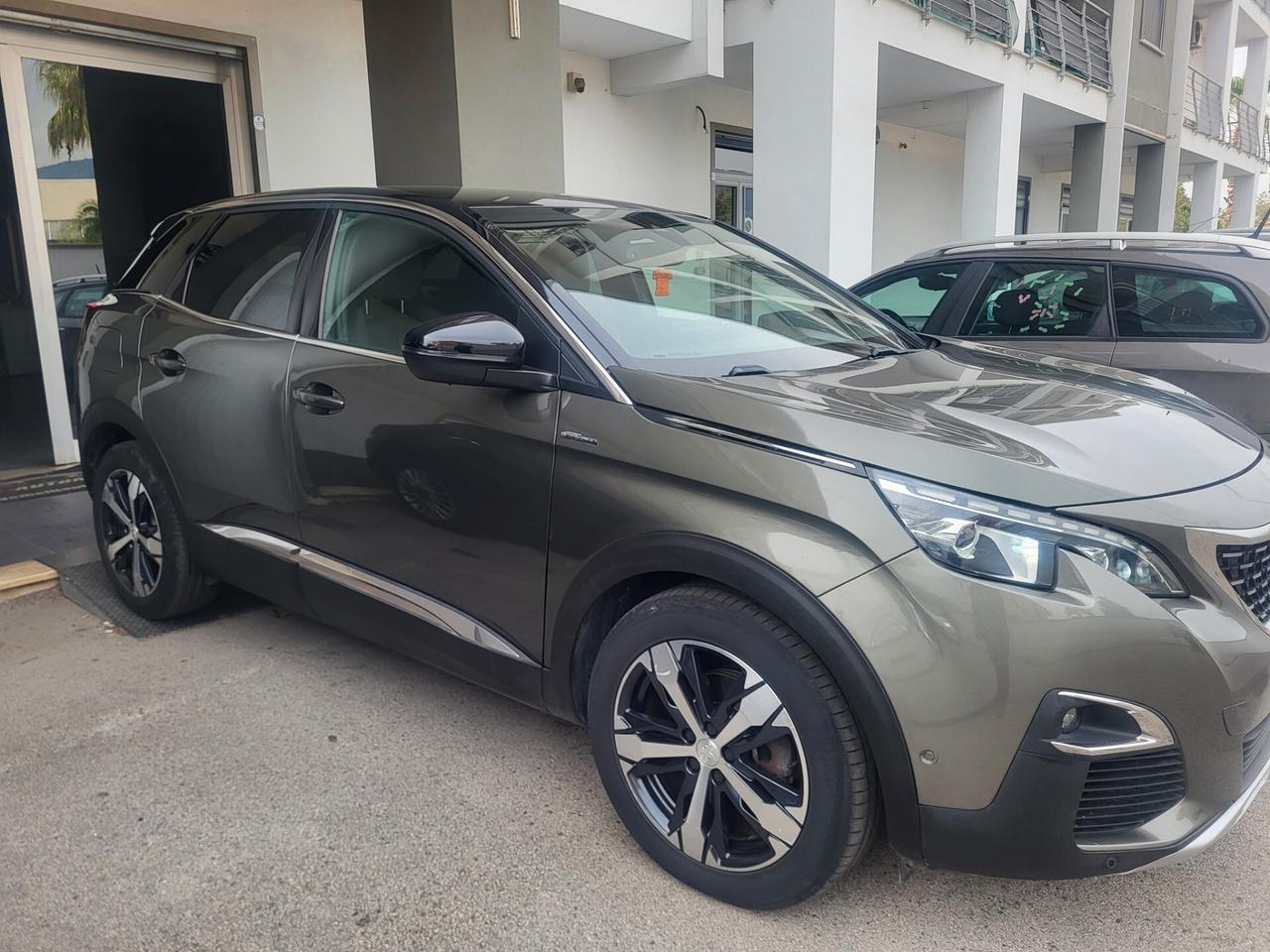 Peugeot 3008 1.6 DIESEL 120CV AUTOMATICA VERS GT Line 03/2018+BIXENO+NAVI