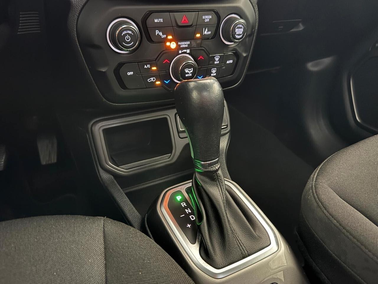 Jeep Renegade 1.6 mjy 120cv