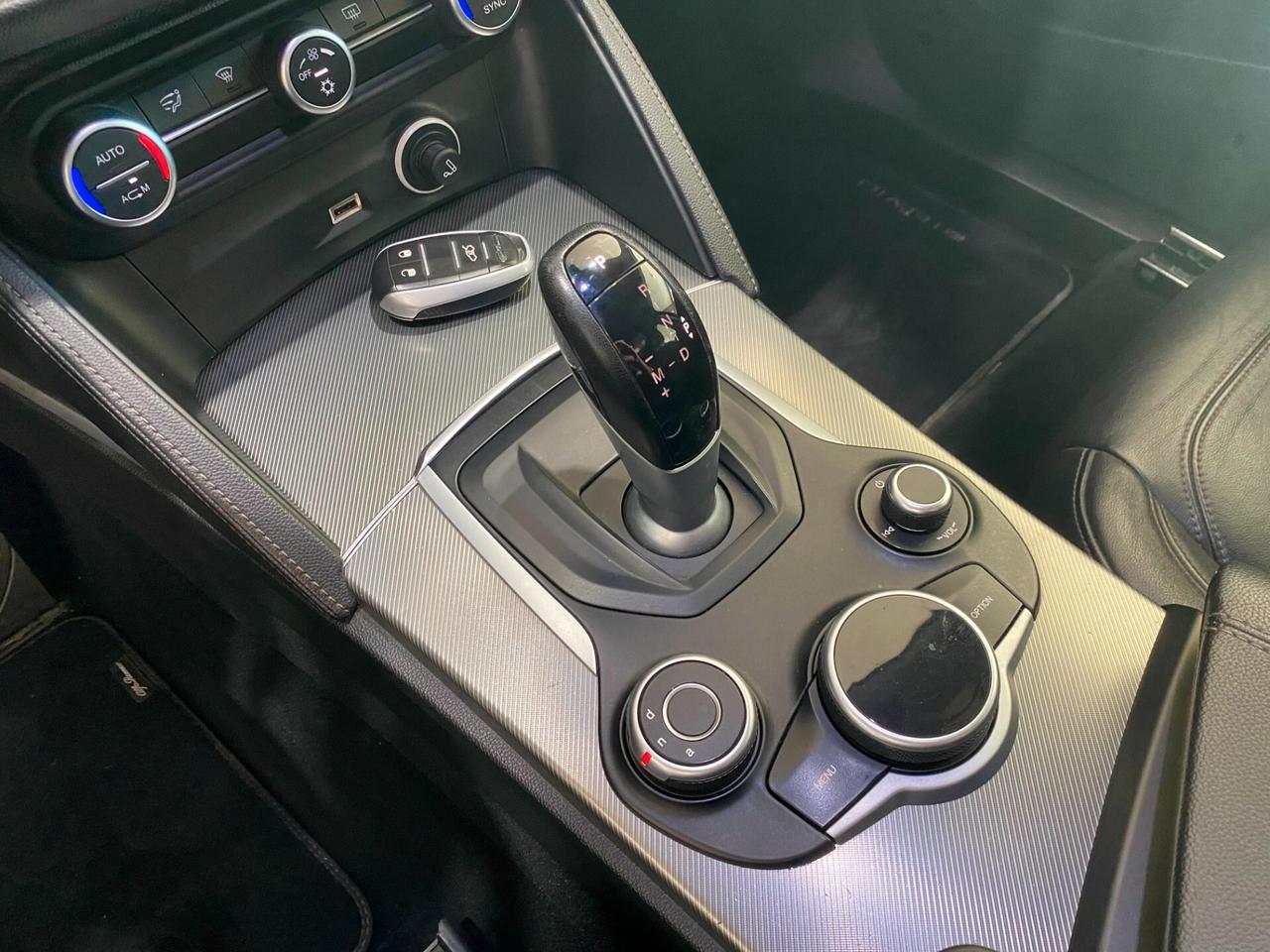 Alfa Romeo Stelvio 2.2 Turbodiesel 210 CV AT8 Q4 Executive-2017
