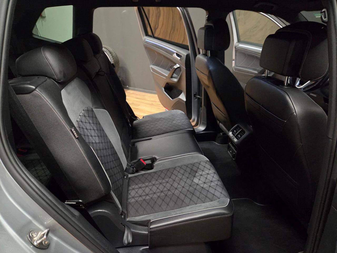 Volkswagen Tiguan Allspace 2.0 tdi R-Line 150cv 7p.ti dsg