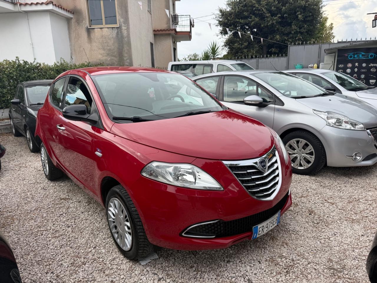 Lancia Ypsilon Ecochic Gold