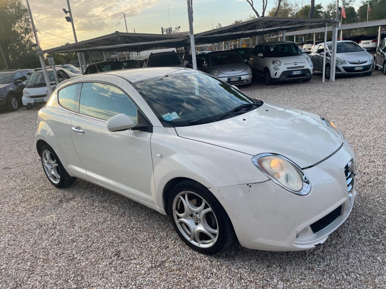 Alfa Romeo MiTo 1.6 JTDm 16V Distinctive Sport Pack