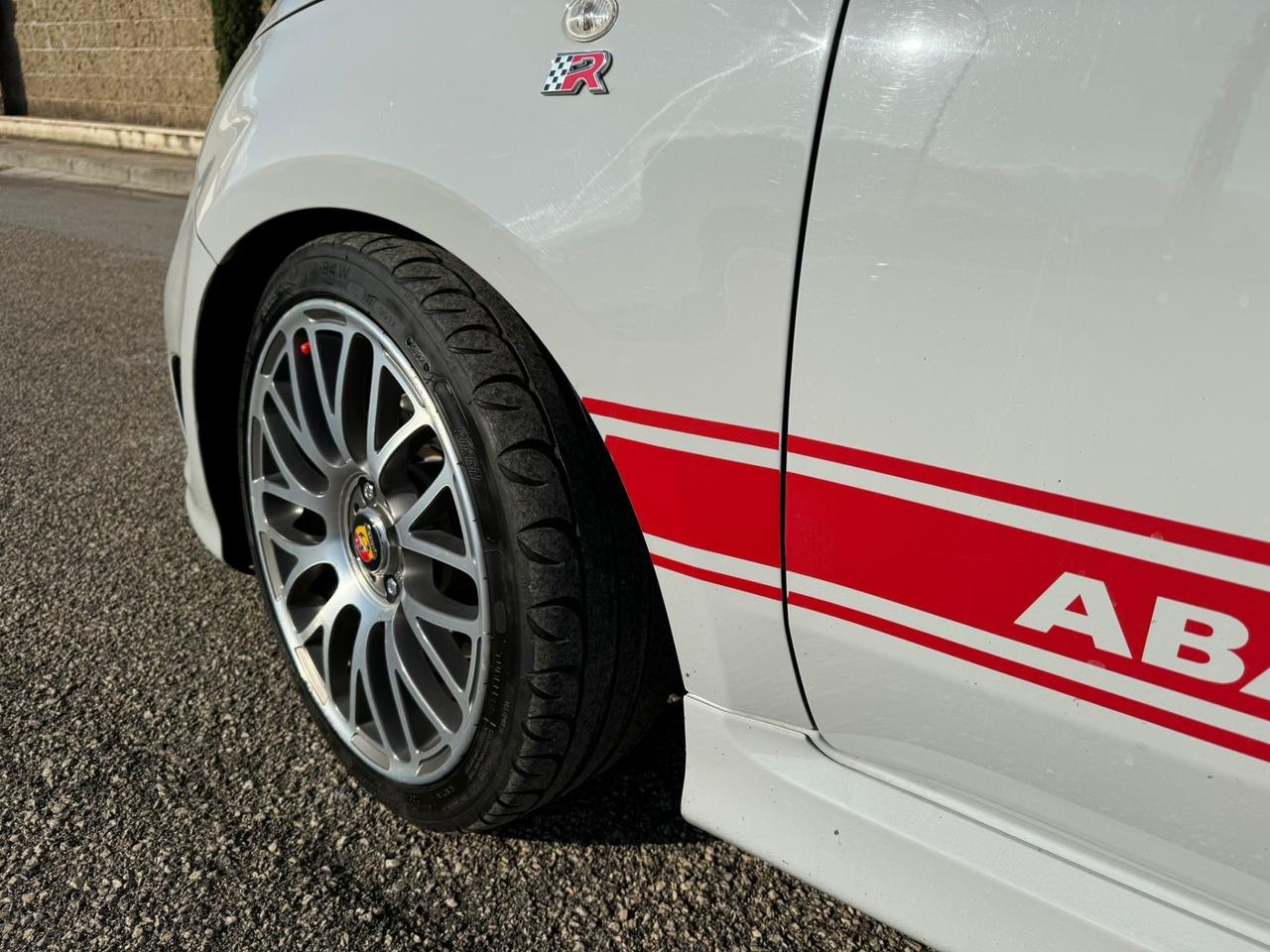 Abarth 595 1.4 Turbo T-Jet 180 CV Competizione