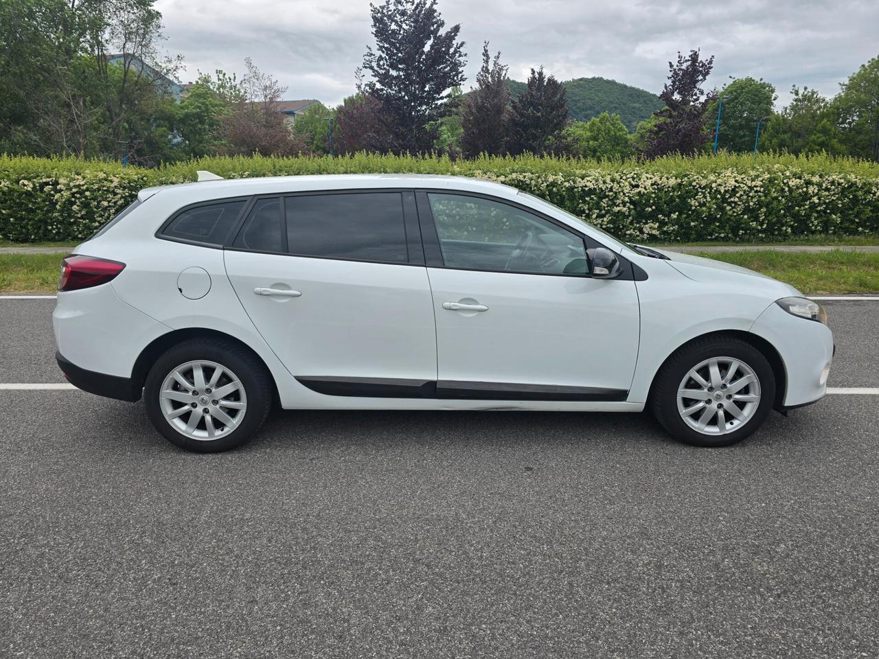 RENAULT MEGANE 1.5 dCi "OK PER NEOPATENTATI "