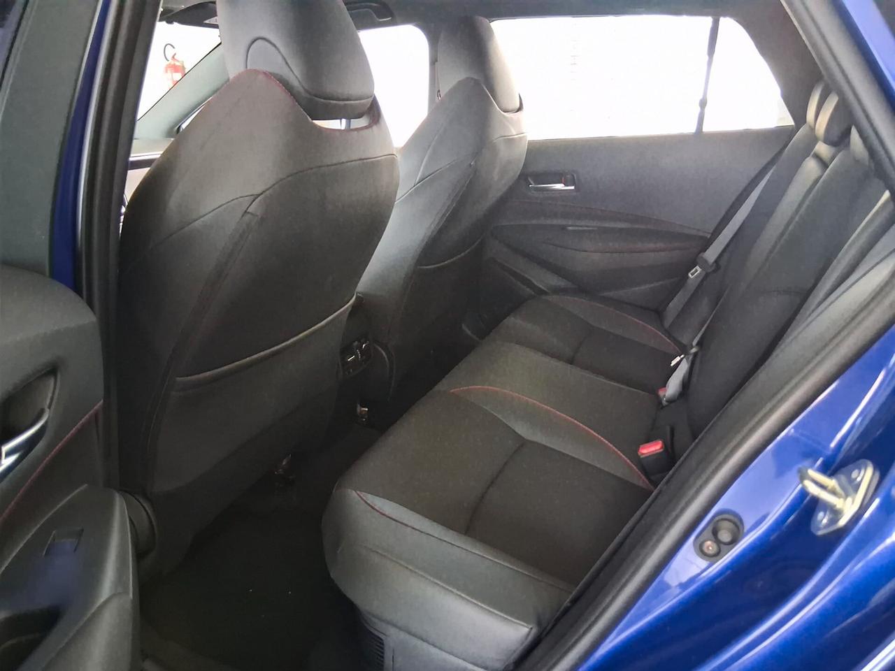 Toyota Corolla GR SPORT 1.8 Hybrid Touring Sports