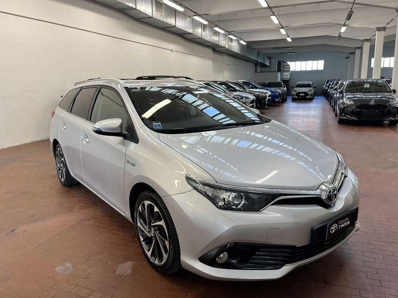 Toyota Auris Hybrid Lounge Touring Sports