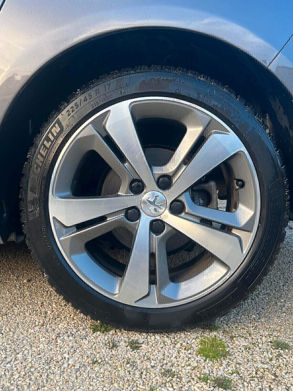 Peugeot 308 1.5 BlueHDi 130CV Station Wagon Allure - 2019